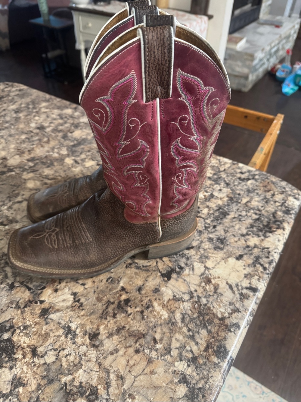 Justin Women's Brown Leather & Pink Embroidered Western Boots
